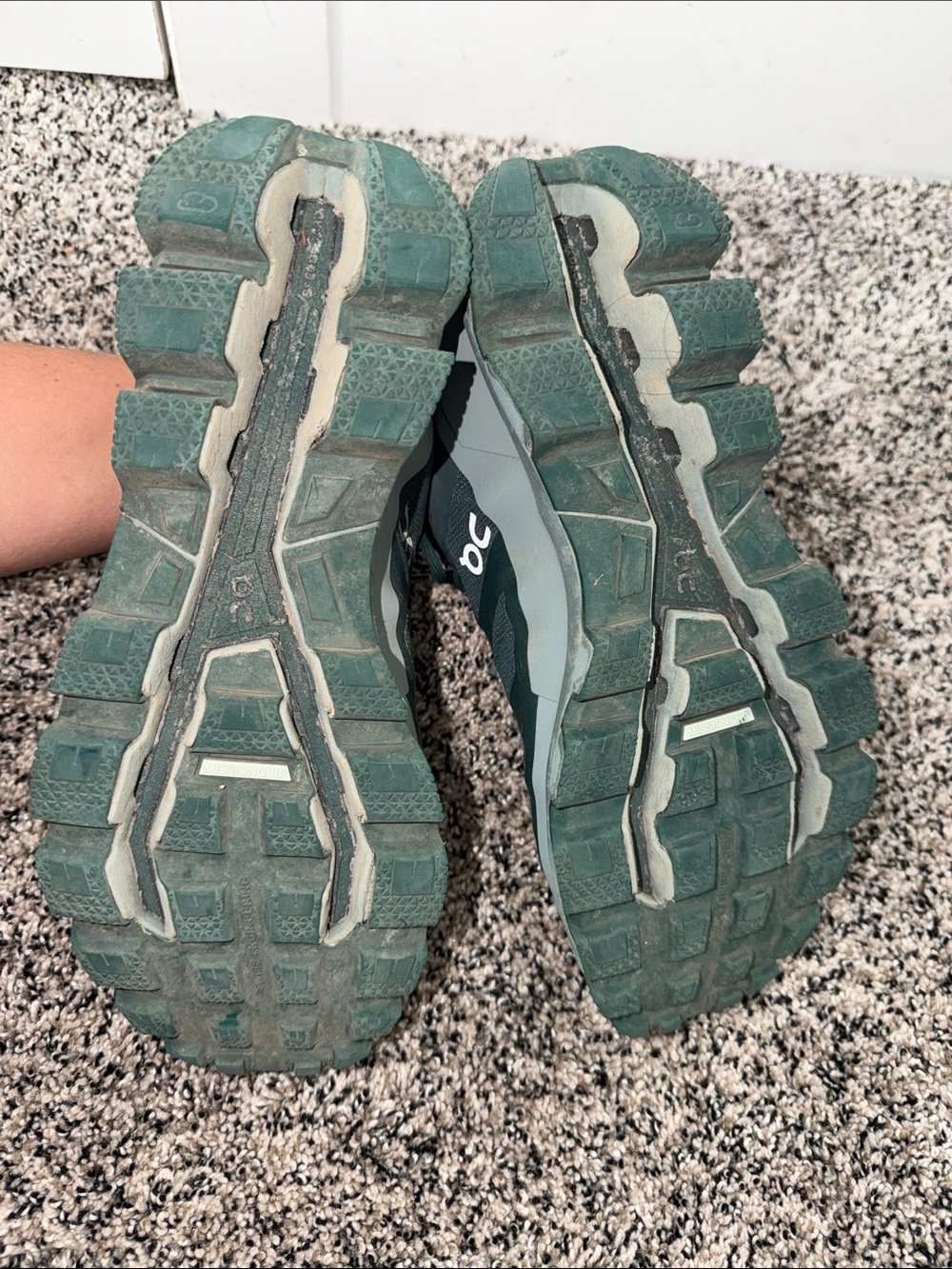 On Cloudventure Waterproof Green Trail Shoes Missiongrip Women’s Size 11 - Picture 4 of 8